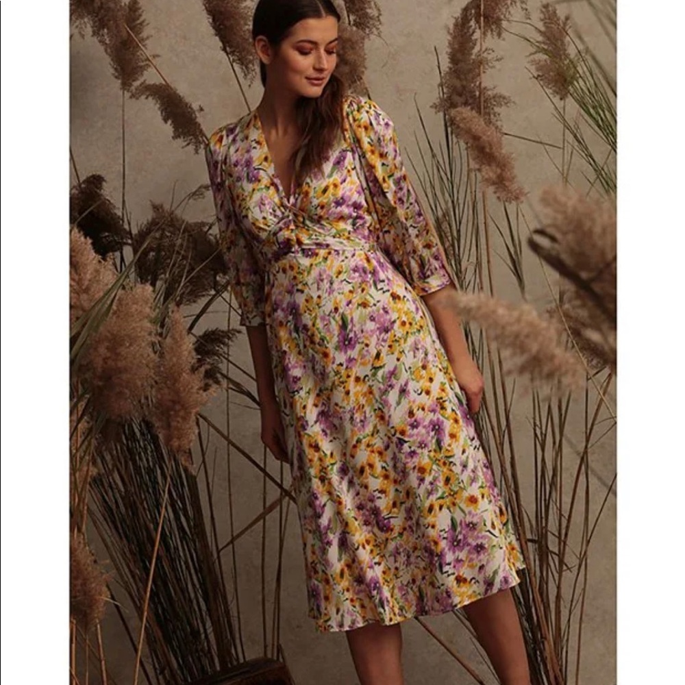 Maggy London Cream Floral Twist-Front Midi Dress with Purple & Yellow Blooms